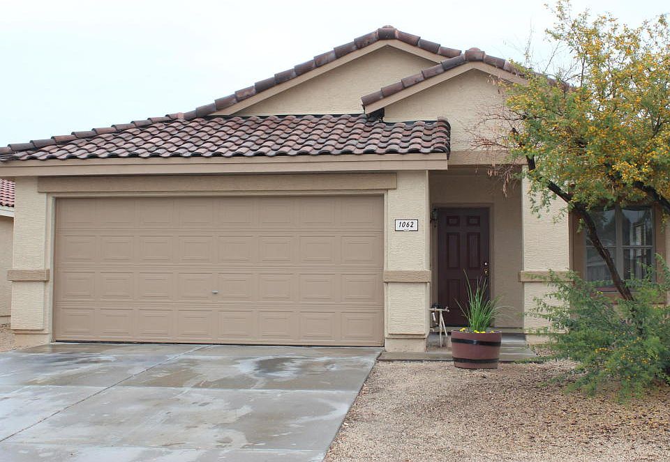1st image of 1062 E Arabian Dr