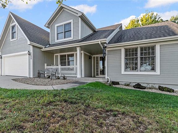 3rd image of 7500 N McKinley Ct