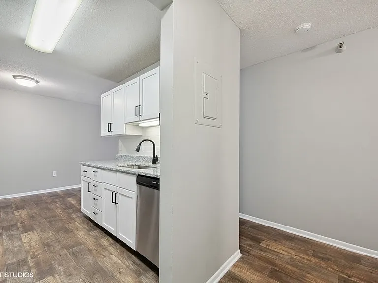 Reserve Eden Prairie — Photo 51
