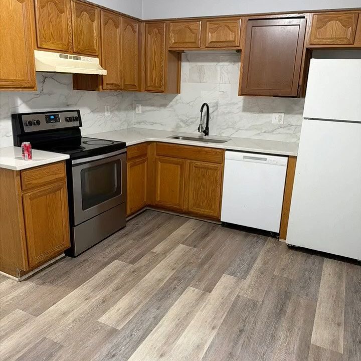 1st image of 7667 Hunters Ridge Ln