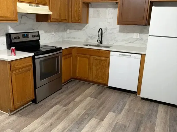 7667 Hunters Ridge Ln, North Charleston, SC 29420