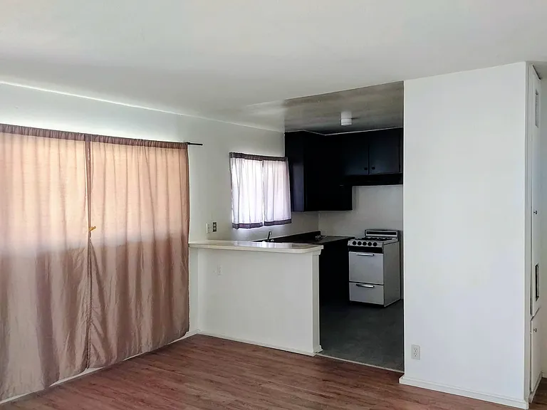 821 Olive Ave #6 — Photo 19