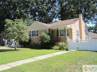 59 Orange St, Edison, NJ 08817