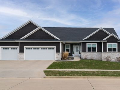 1304 Hawks Ridge Ln, Marion, IA, 52302