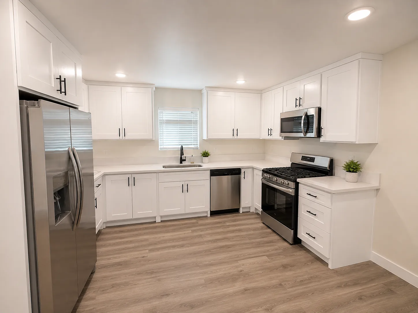 3 bed, $3,495 — Photo 1
