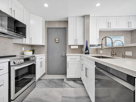 3rd image of 720 Bayshore Drive #202