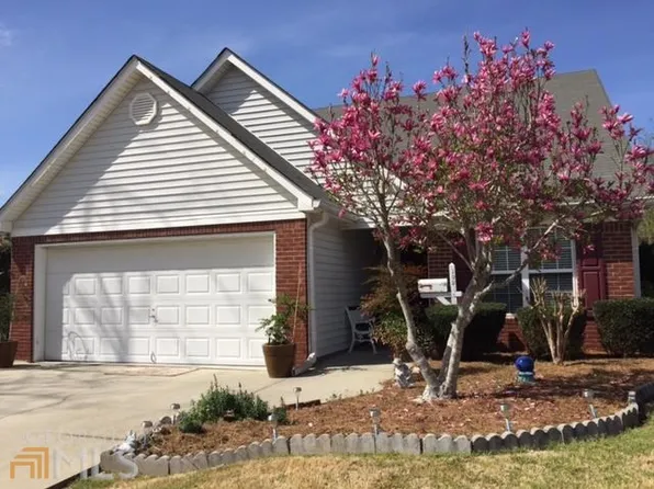 100 Orchard Vw, Fayetteville, GA 30215