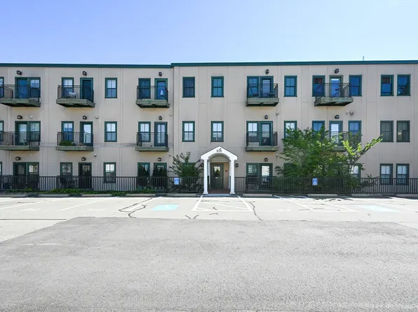 426 Mount Hope St Unit 303, North Attleboro, MA 02760
