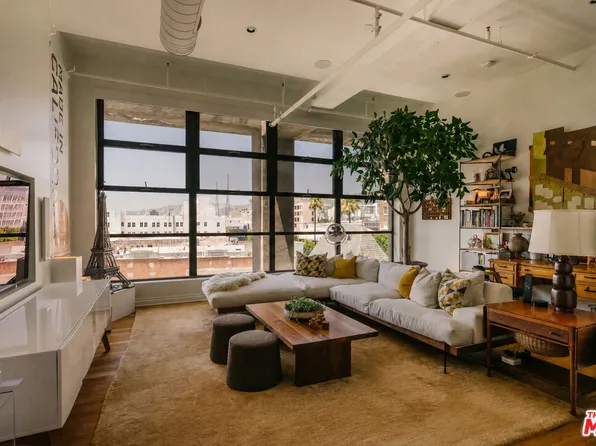 1645 Vine St APT 511, Los Angeles, CA 90028