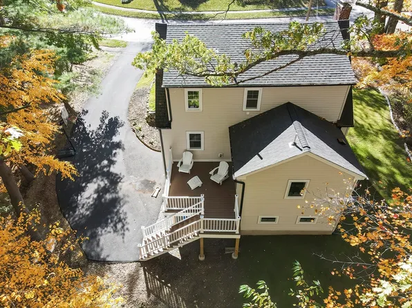 60 Duxbury Dr, Holden, MA 01520