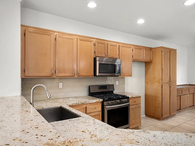 10960 Ivy Hill Dr #7 — Photo 7