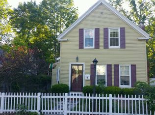 3 Maple Ave, Holbrook, MA 02343