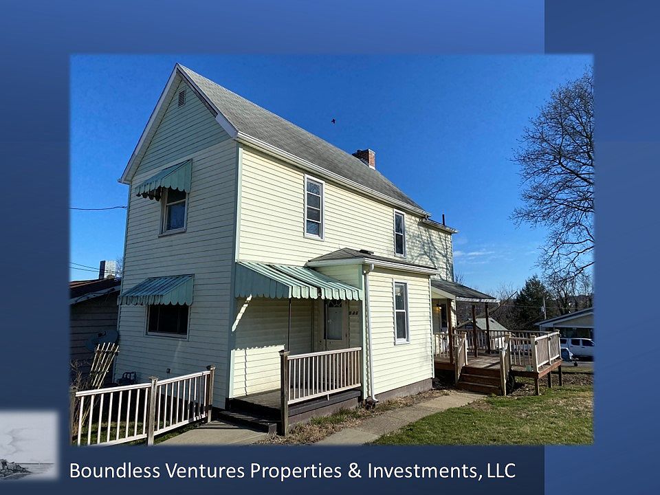 Cozy house located in a peaceful neighborhood with easy access to good schools, shopping, etc.
