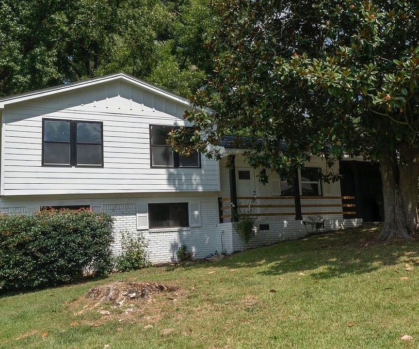 1st image of 3017 Tribble Ln NW