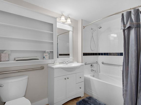 5th image of 9100 Baytowne Wharf Blvd #370