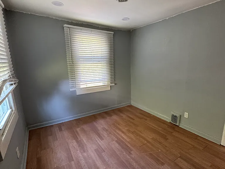 54 Columbus Ave — Photo 9