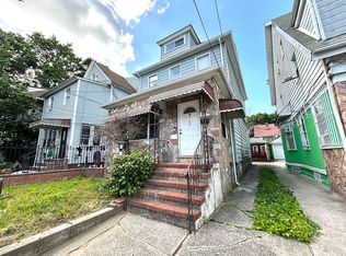 9409 42nd Ave, Elmhurst, NY 11373