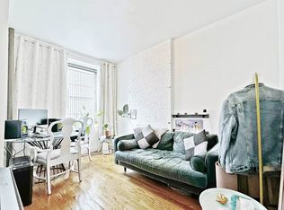 333 W 19th St #1F, New York, NY 10011