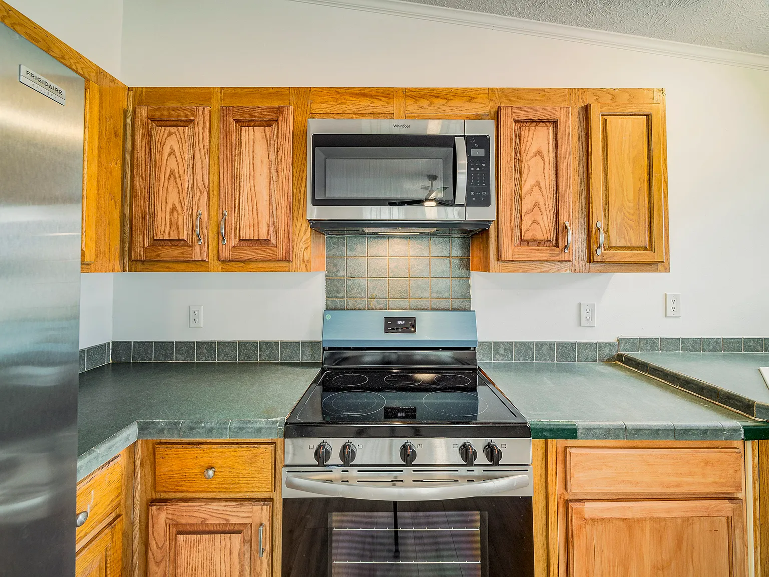 4 bed, 2.0 bath, 1300 sqft, $789 — Photo 4