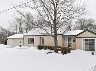 S64W18615 Topaz Dr, Muskego, WI 53150