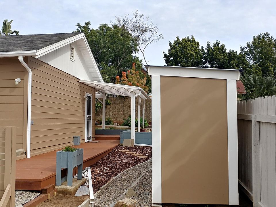 2nd image of 235 E Clemmens Ln