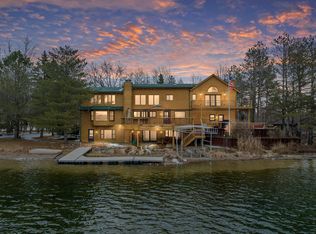 8805 & 8815 Ellis Rd, Clarkston, MI 48348