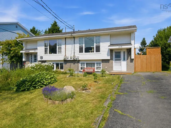 140 Briarwood Dr, Eastern Passage, NS B3G 1B7