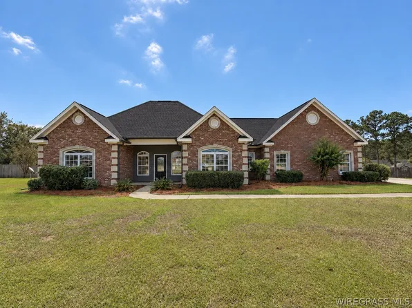105 Brookwood Dr, Enterprise, AL 36330