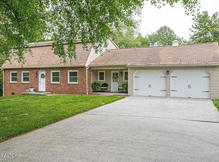 316 E Heritage Dr, Knoxville, TN 37934