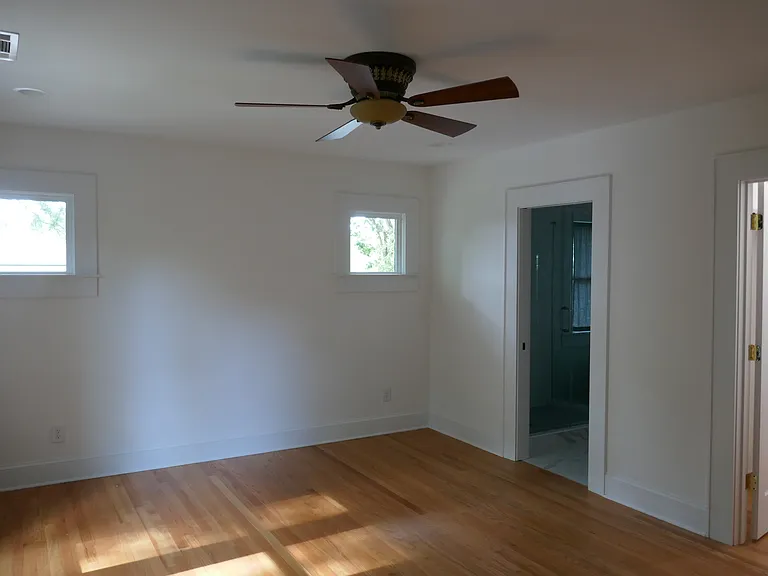 73 Mortimer St SE — Photo 11
