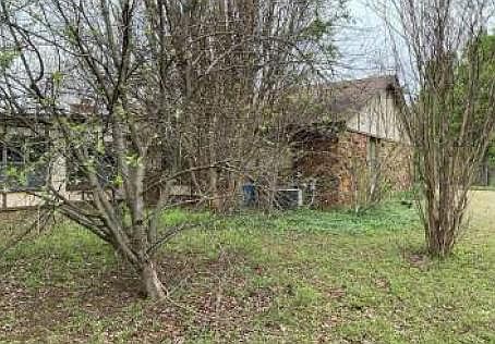 3rd image of 4849 E Davis Field Rd