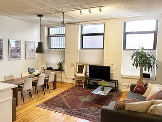 Rented by New York Manhattan Real Estate Incorporated