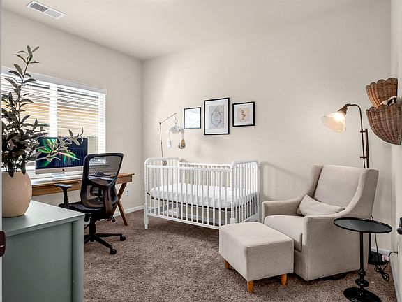 5th image of 1705 Shakeley Ln