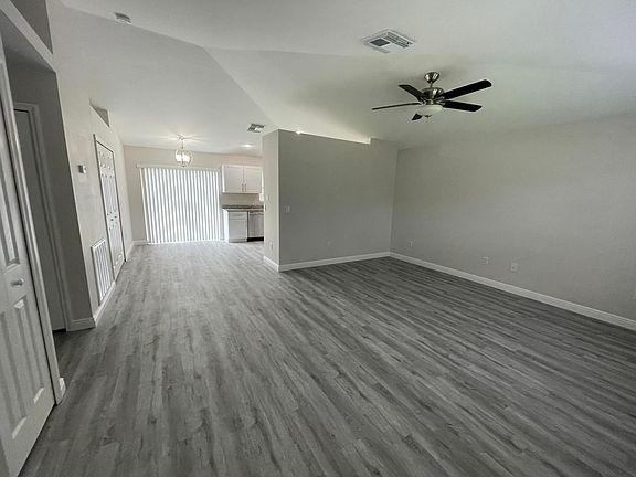 5th image of 2151 Honey Ln