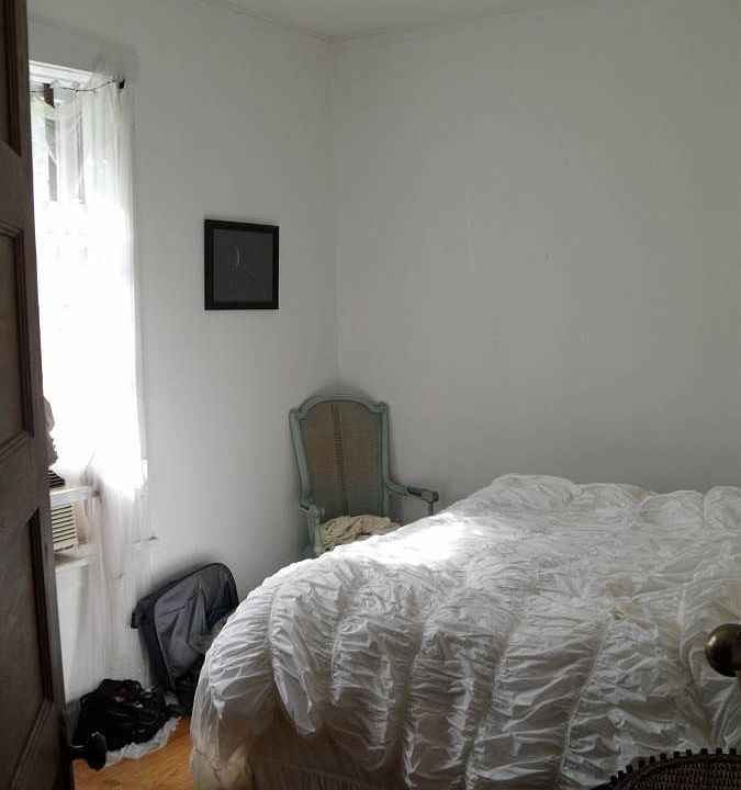 2nd image of 3330 N Kenmore Avenue # Second Floor