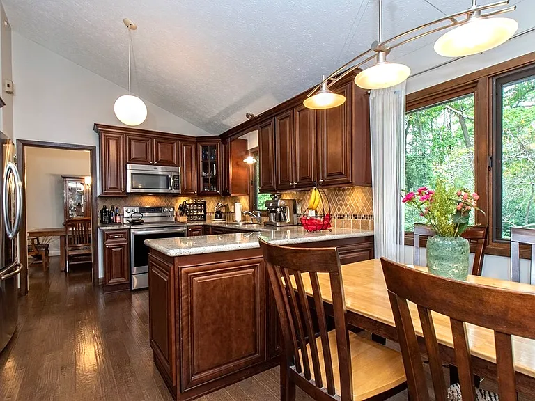 25441 Halburton Rd — Photo 3