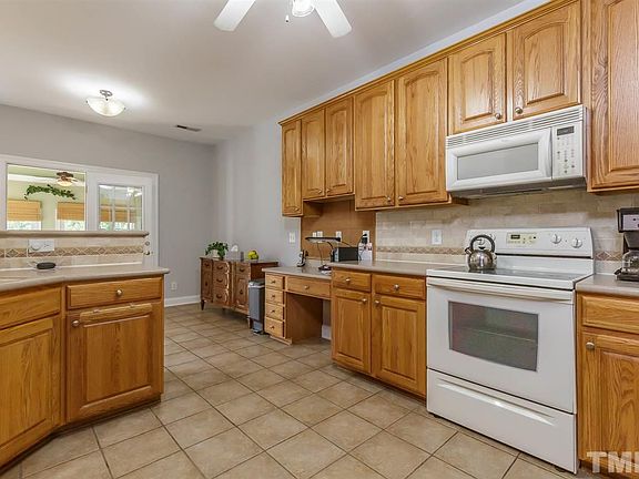 3rd image of 6902 E Whirlaway Ct