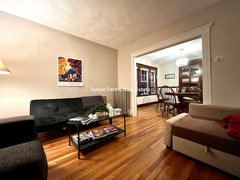 158 W Adams St #2 — Photo 12