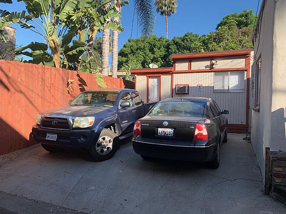 5th image of 1117 N Curson Ave