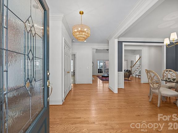 4th image of 18603 Town Harbour Rd