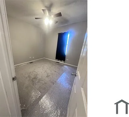 10435 S Corliss Ave — Photo 1