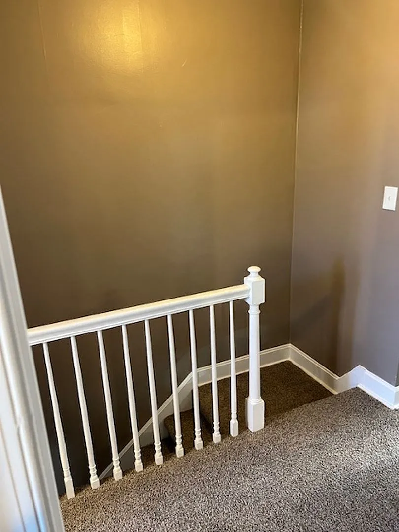 3 Bedroom Home with Basement and yard — Photo 2