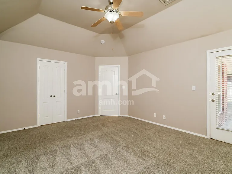 8101 S Elder Ave — Photo 12