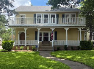139 Corona Ave, Alamo Heights, TX 78209