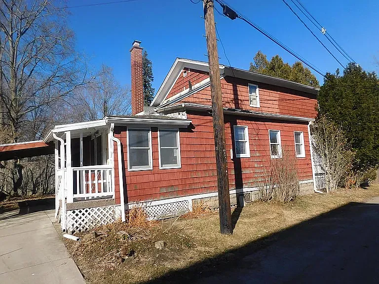 3 bed, 1822 sqft, $1,100 — Photo 3