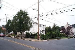 2nd image of 316 W Race St