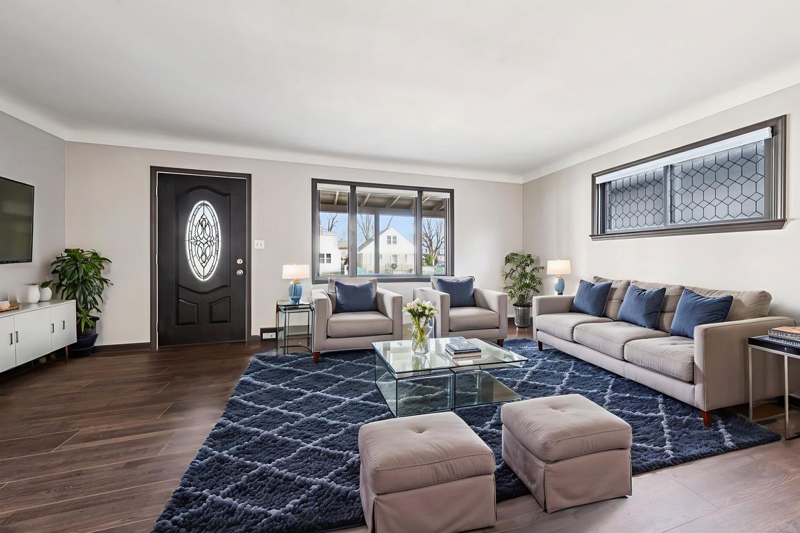 next background image