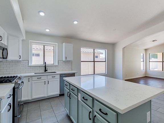4th image of 3343 W Williams Dr