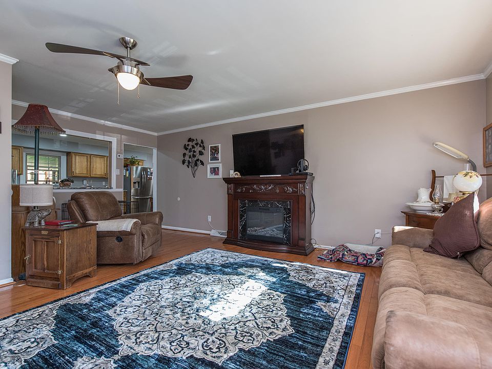 3407 Greentree Rd, Lexington, KY 40517 Zillow