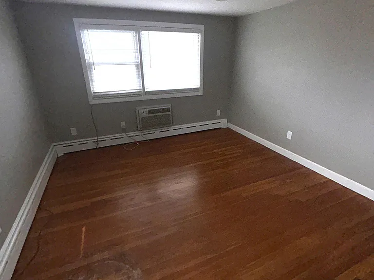 28 Curlew Rd #D — Photo 4